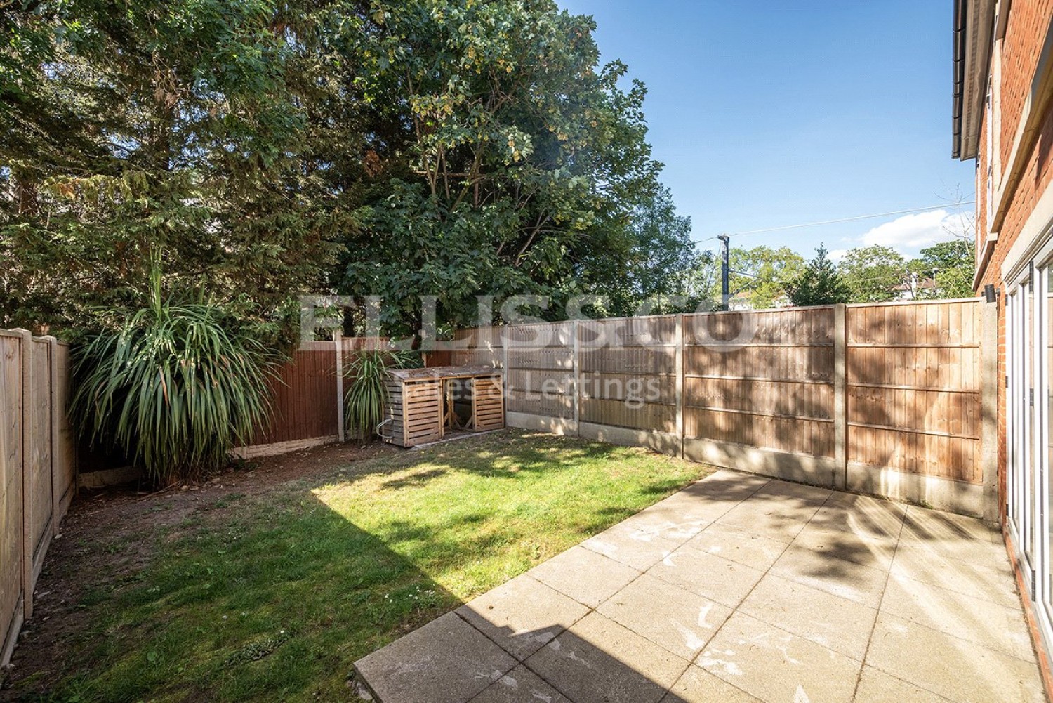 Mill Hill, London