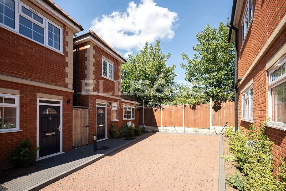 Mill Hill, London