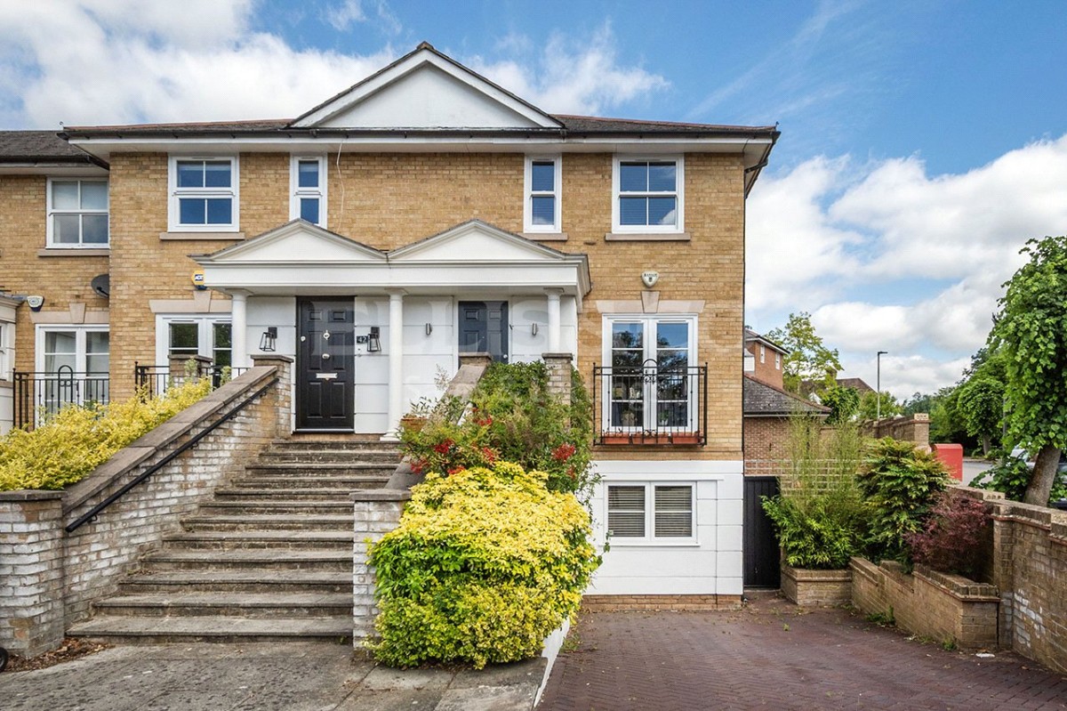 Mill Hill, London