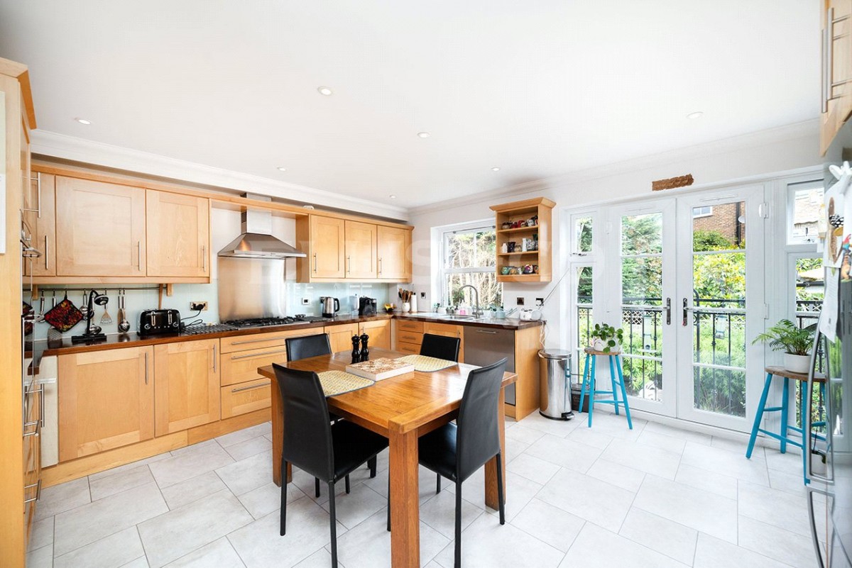 Mill Hill, London