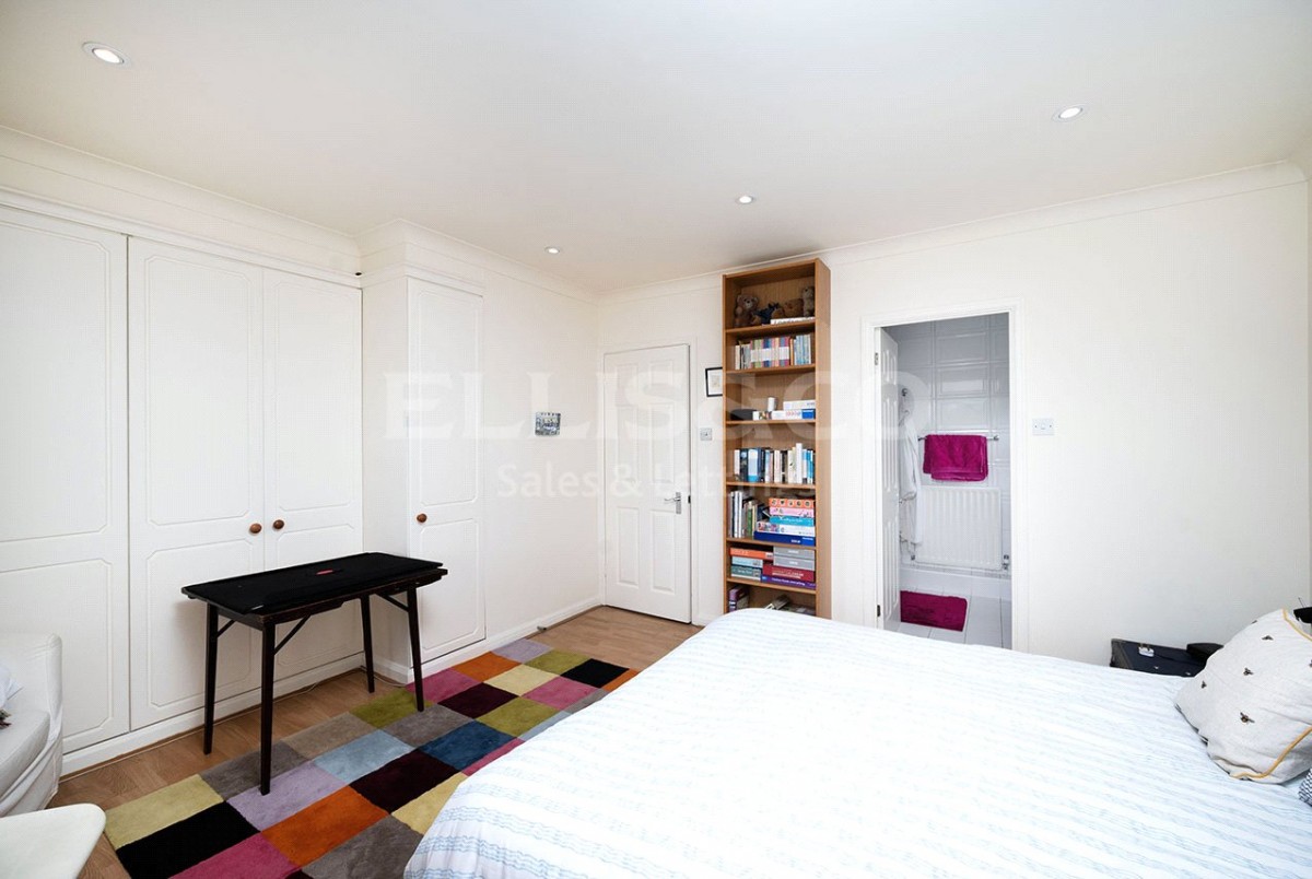 Mill Hill, London