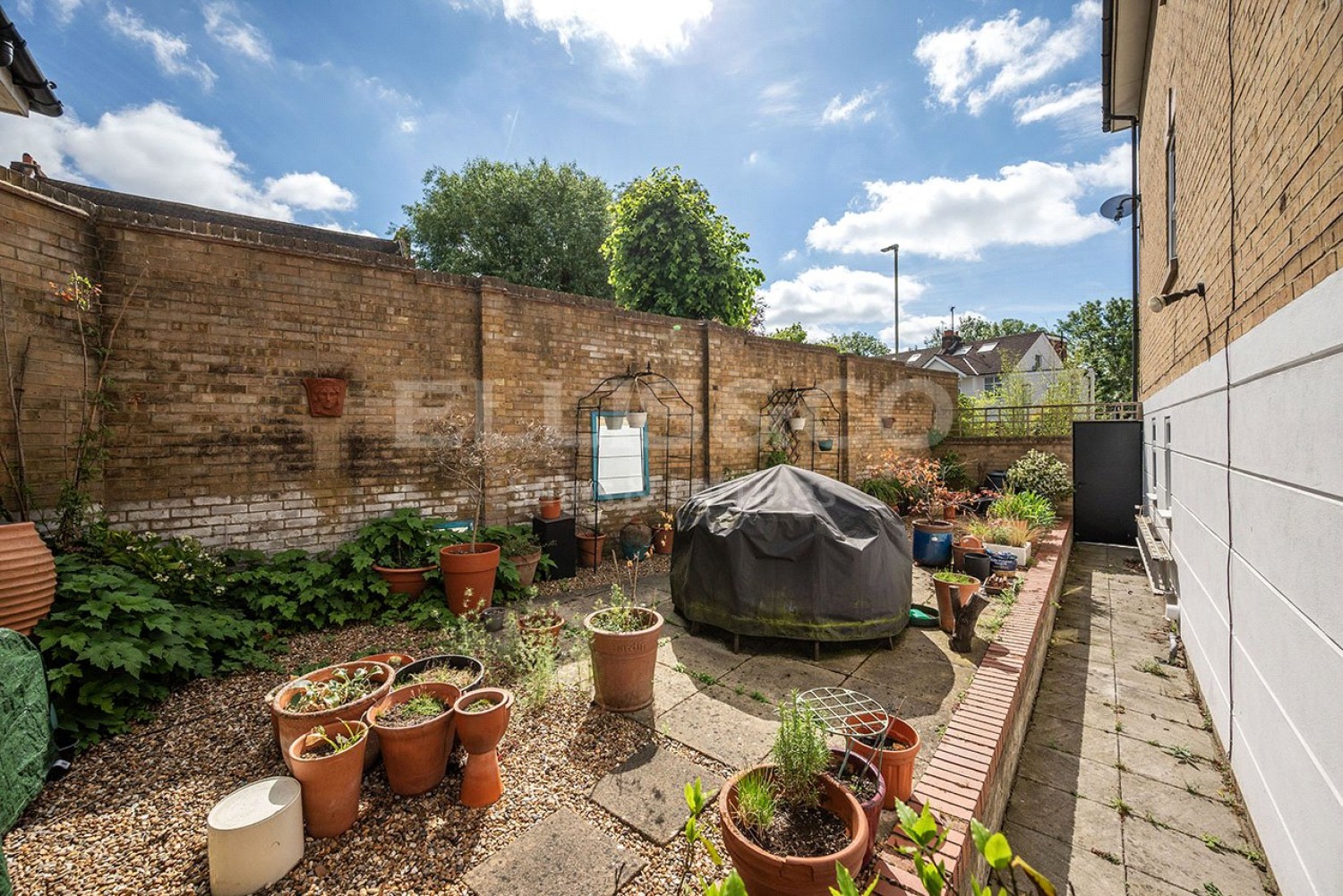 Mill Hill, London