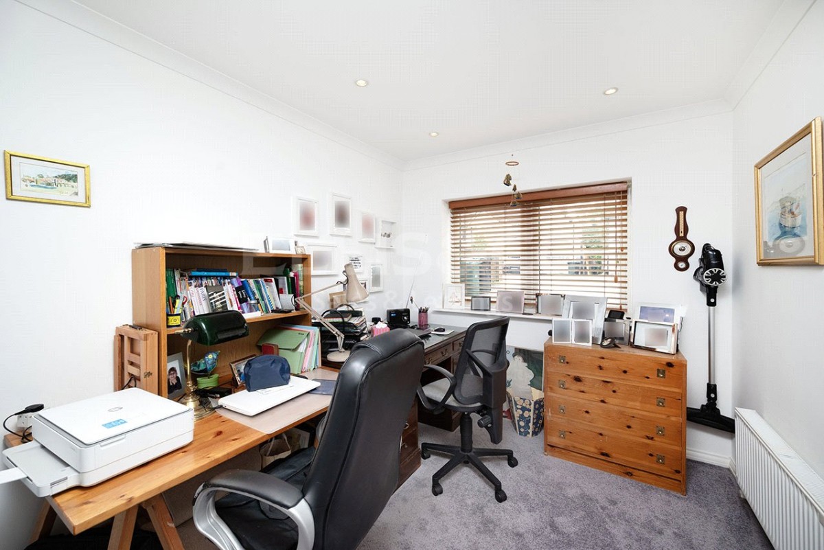 Mill Hill, London