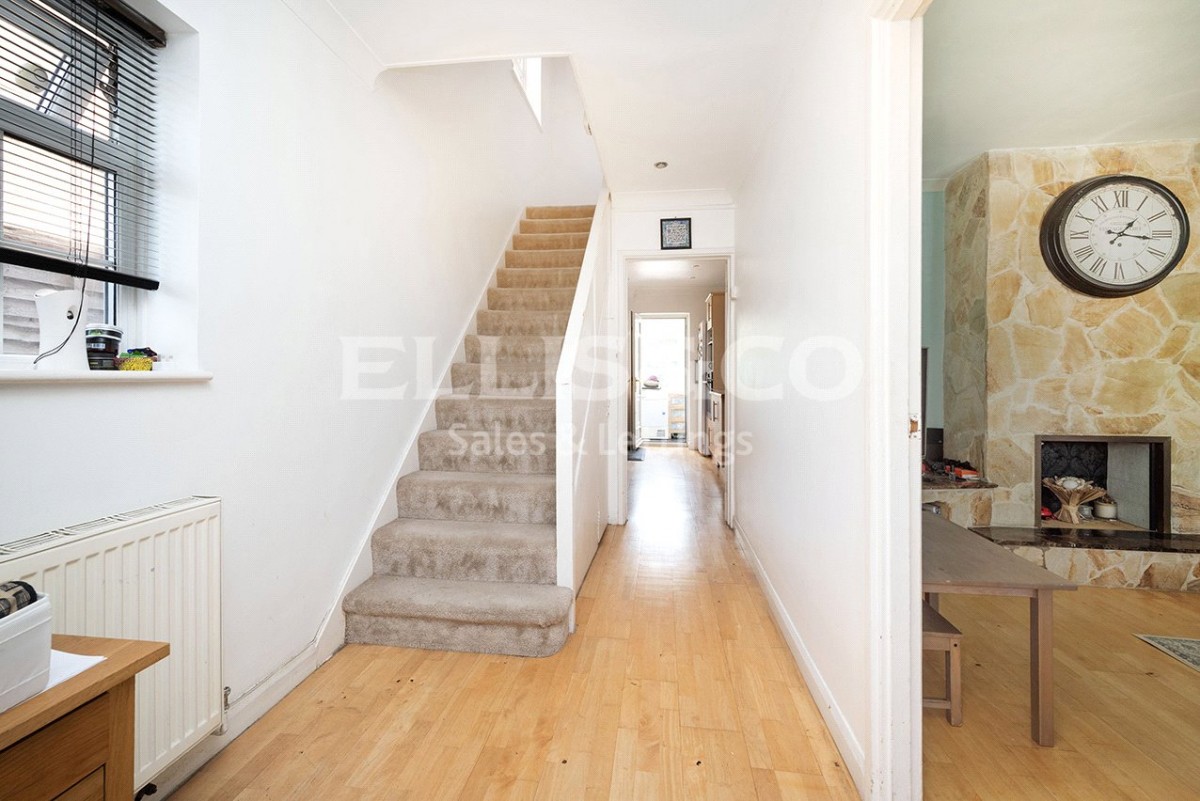 Mill Hill, London