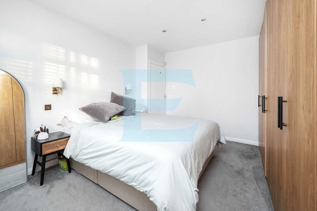 Byron Road, Mill Hill, London