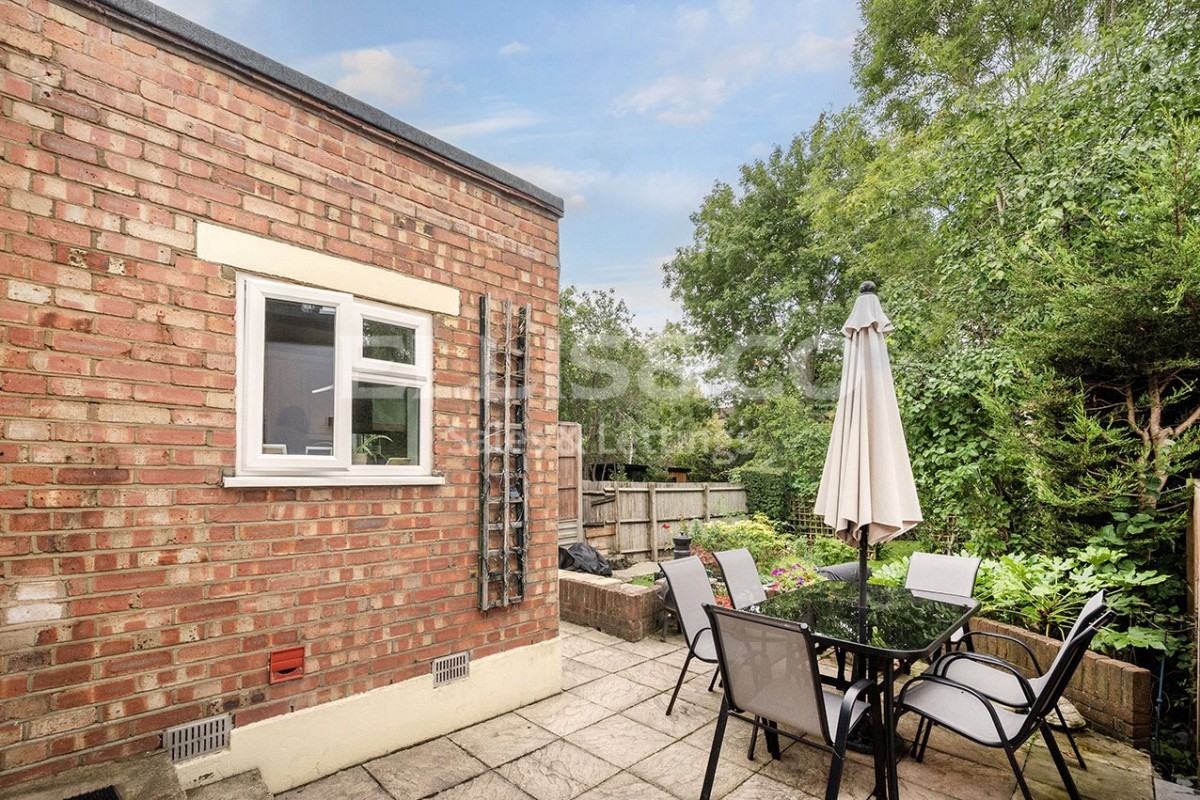 Mill Hill, London