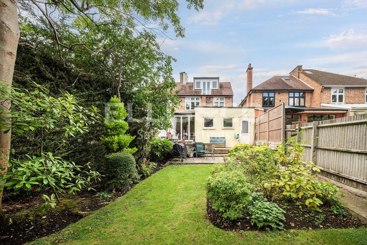 Mill Hill, London