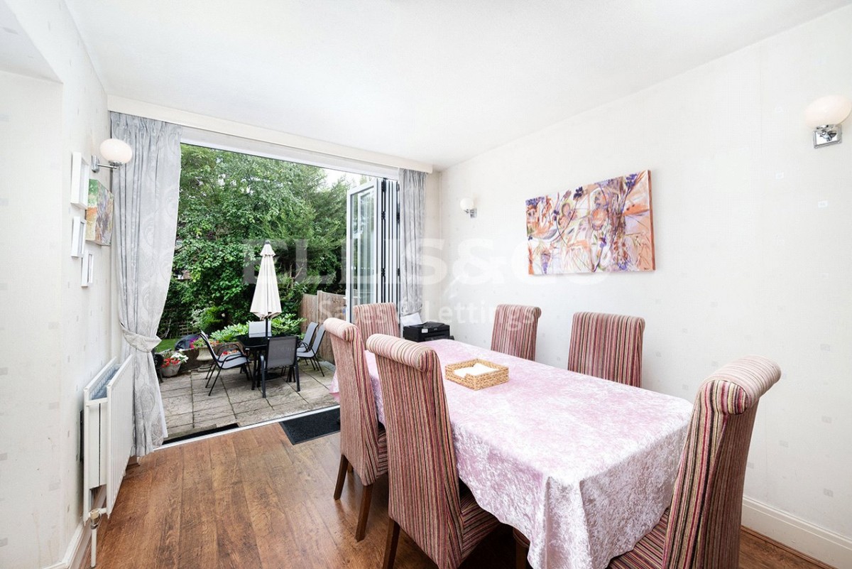 Mill Hill, London