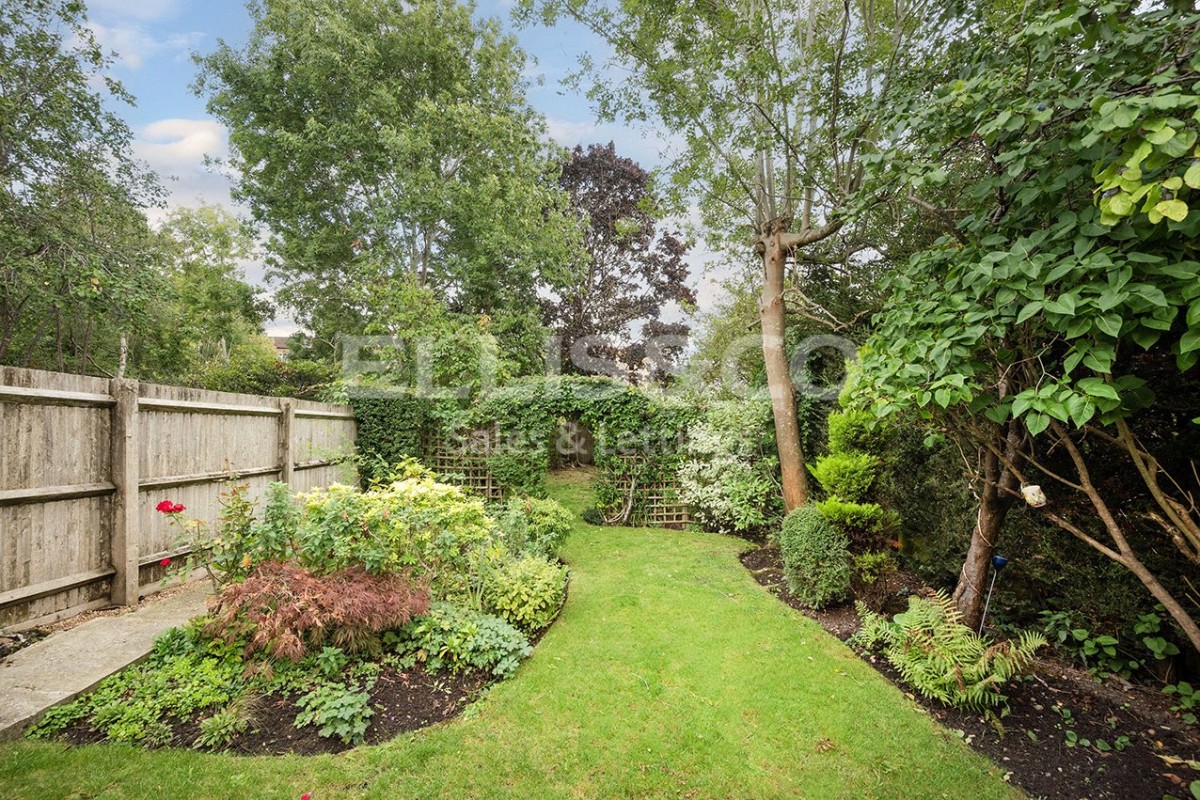 Mill Hill, London