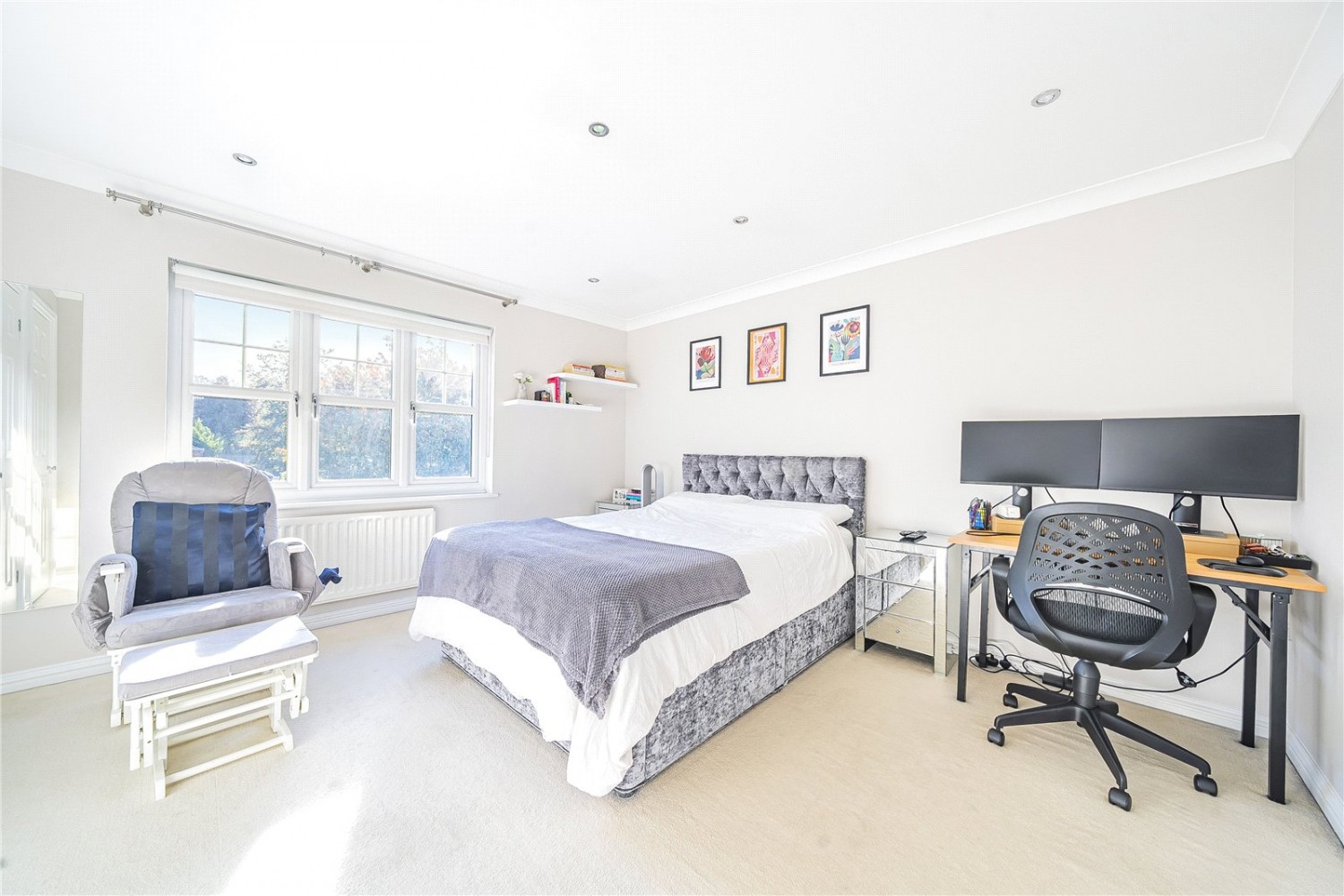 Mill Hill, London