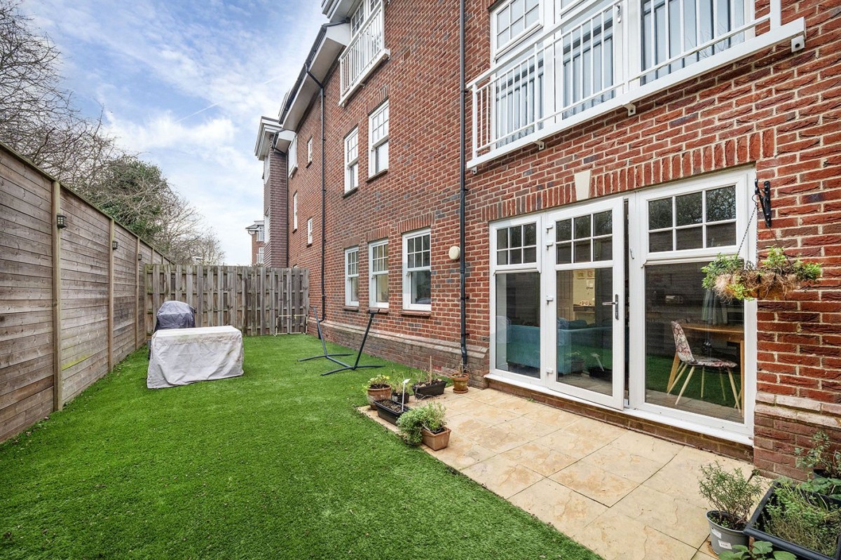 Rosebery Place, Mill Hill, London
