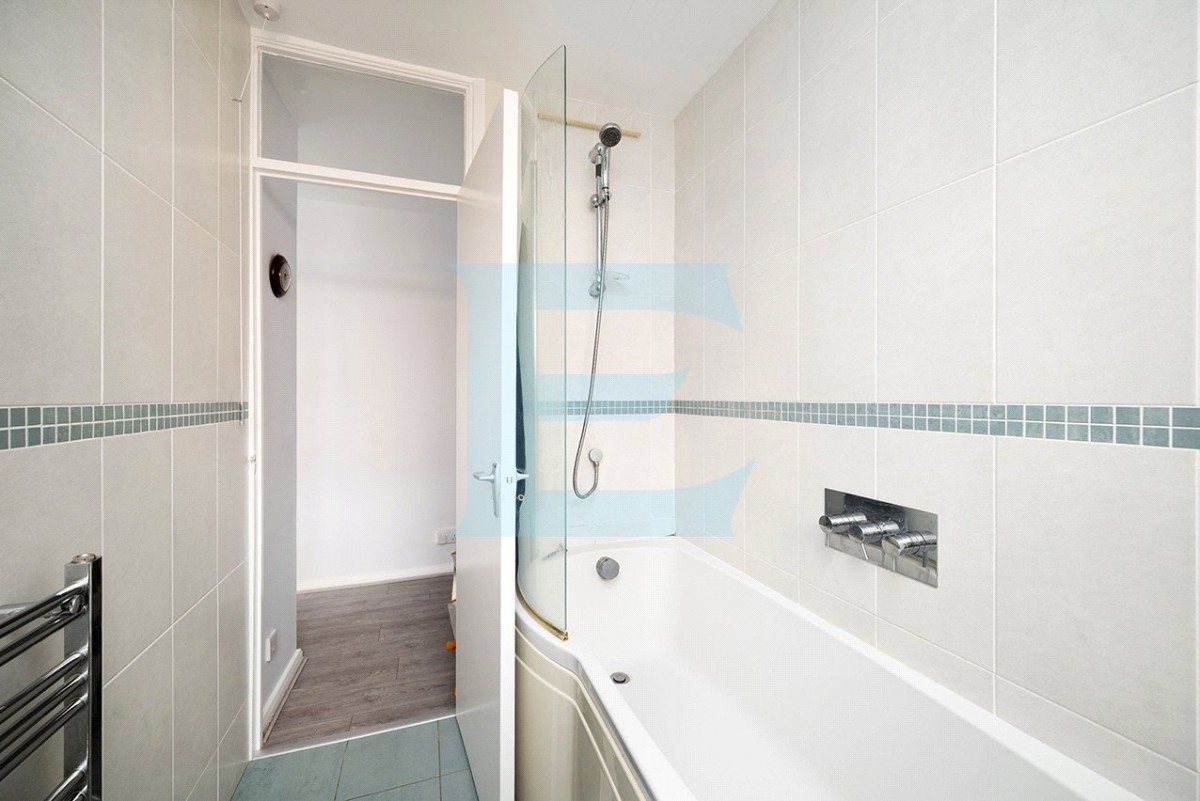 Hammers Lane, Mill Hill, London