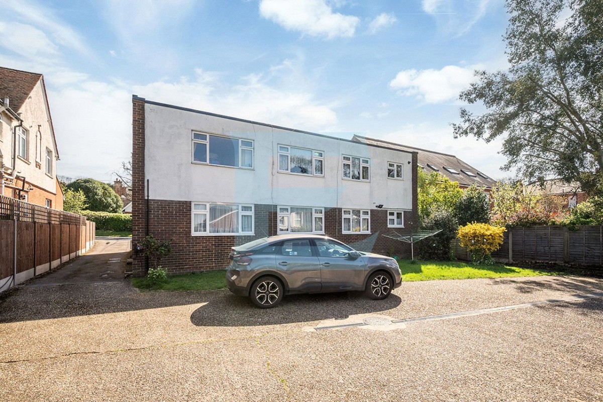 Hammers Lane, Mill Hill, London