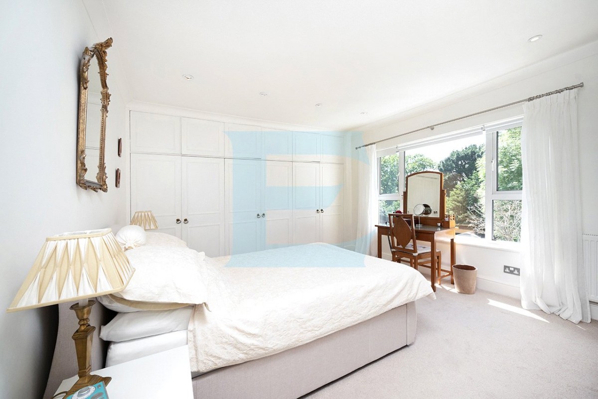 Mill Hill, London