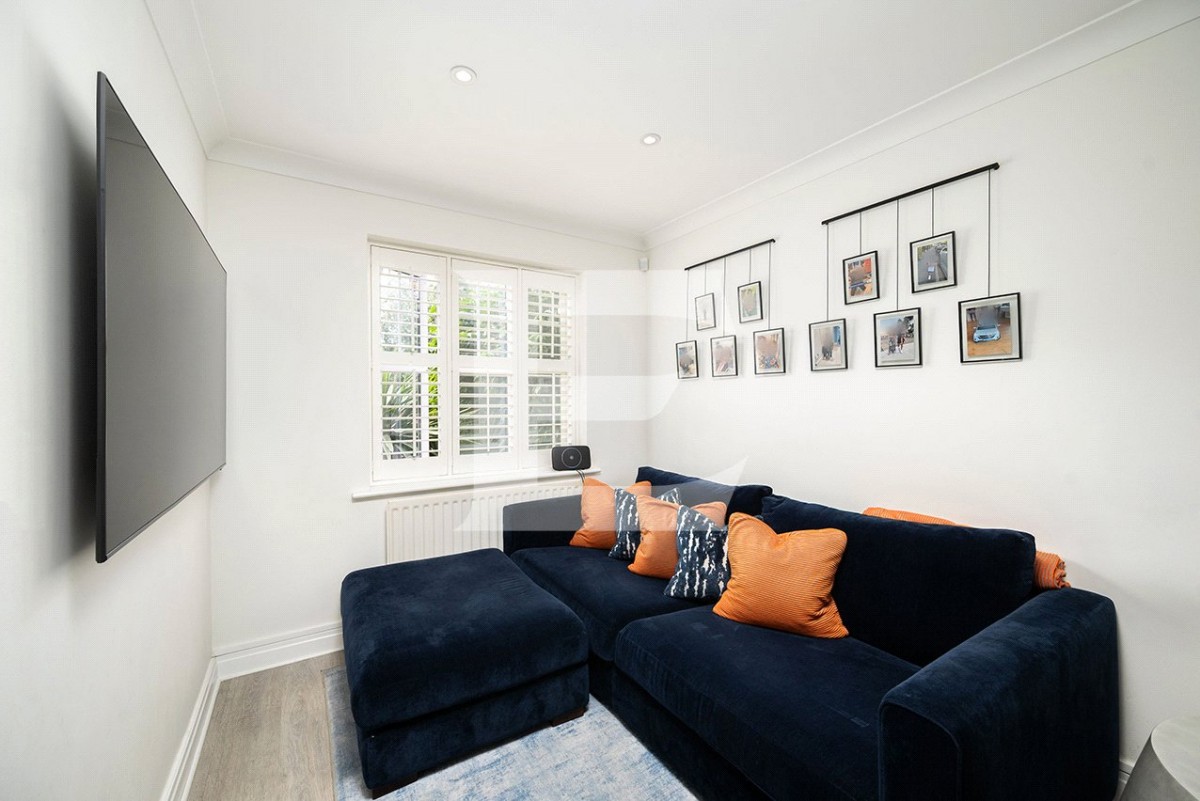 Mill Hill, London
