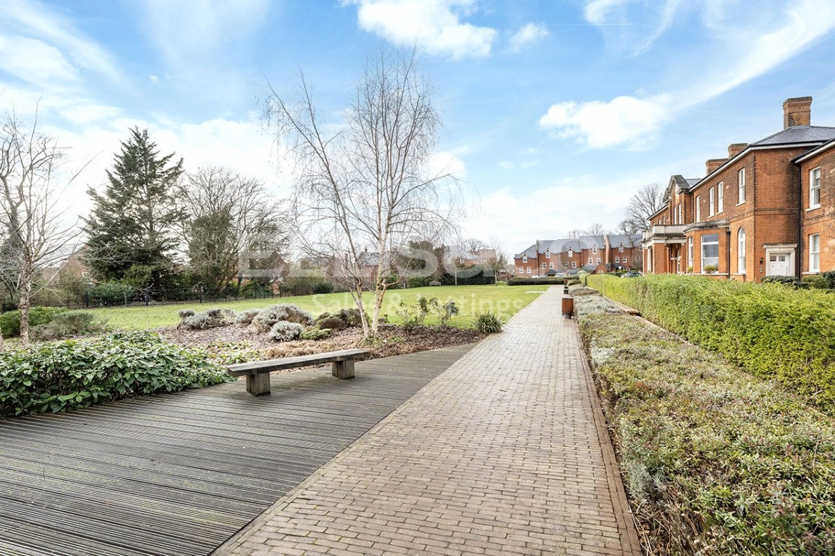 Charles Sevright Way, 21 Charles Sevright Way, Mill Hill, London