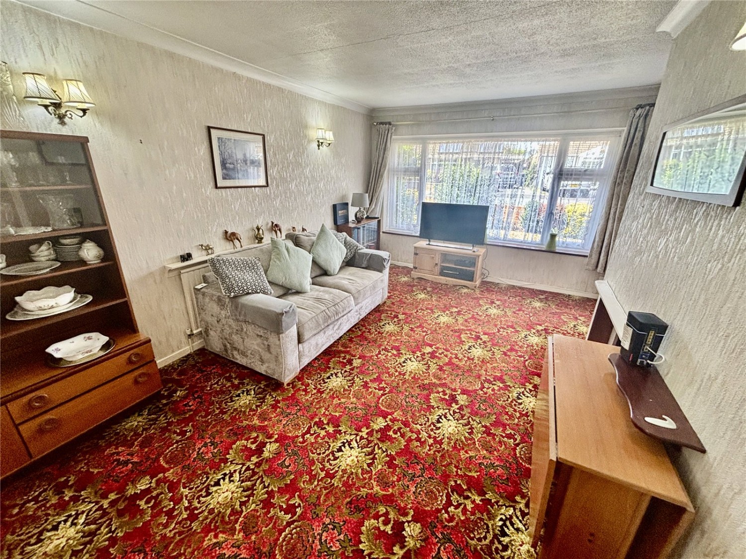 Waltham Cross, Hertfordshire
