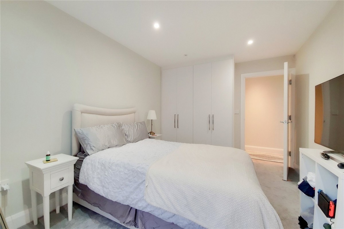 The Broadway, Stanmore