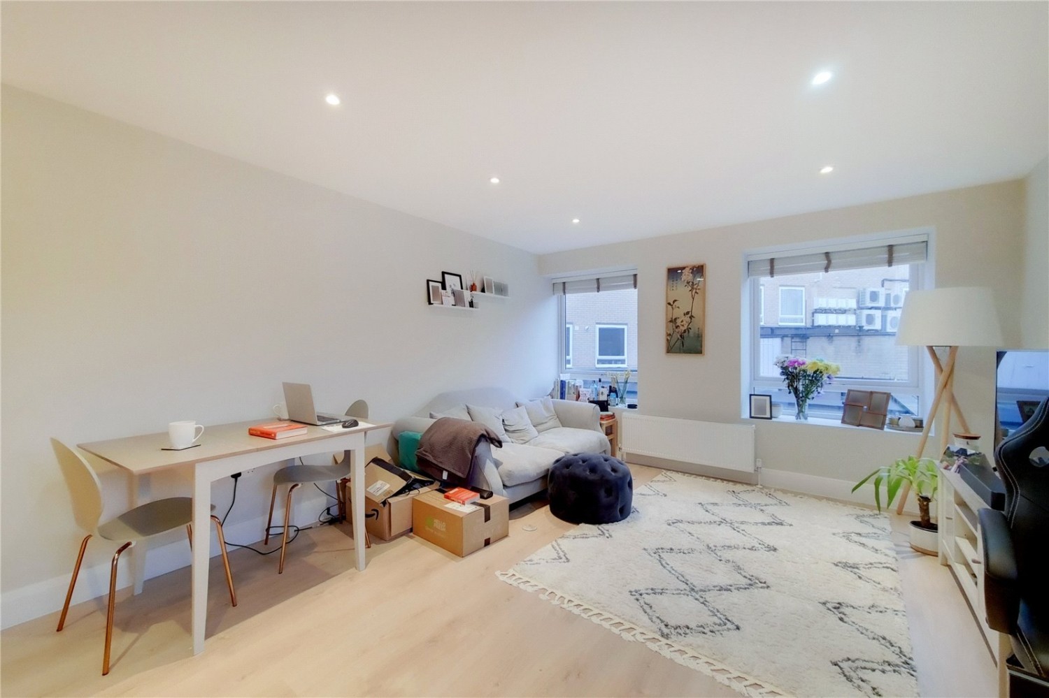 The Broadway, Stanmore