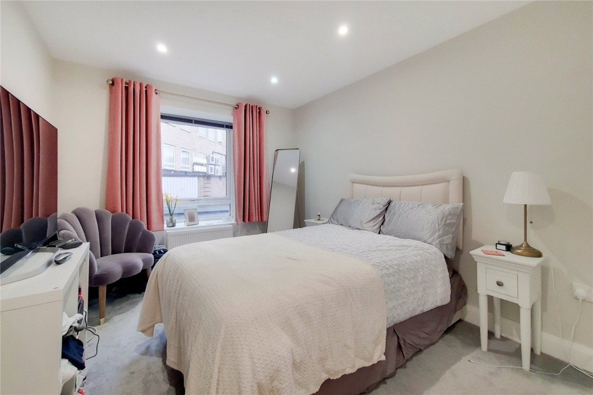 The Broadway, Stanmore