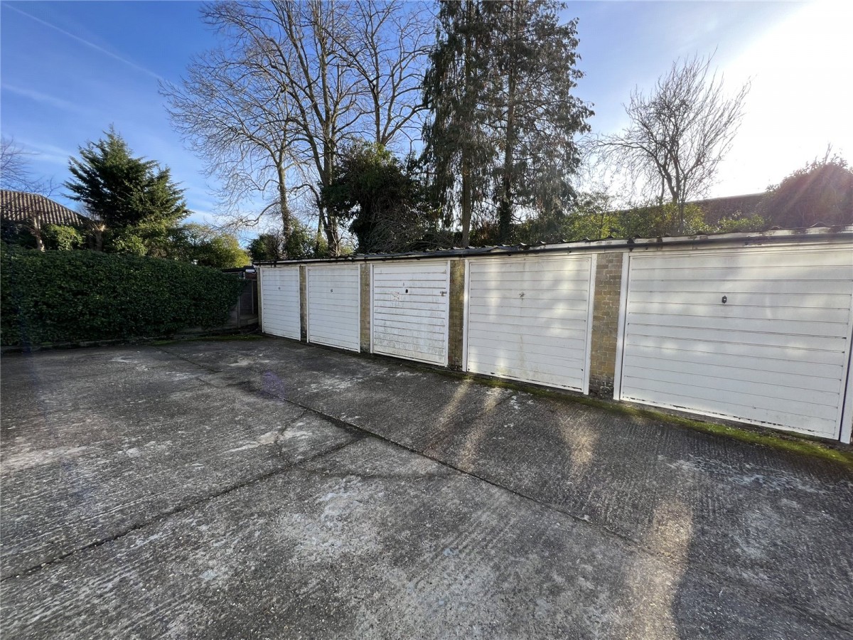 London Road, Stanmore