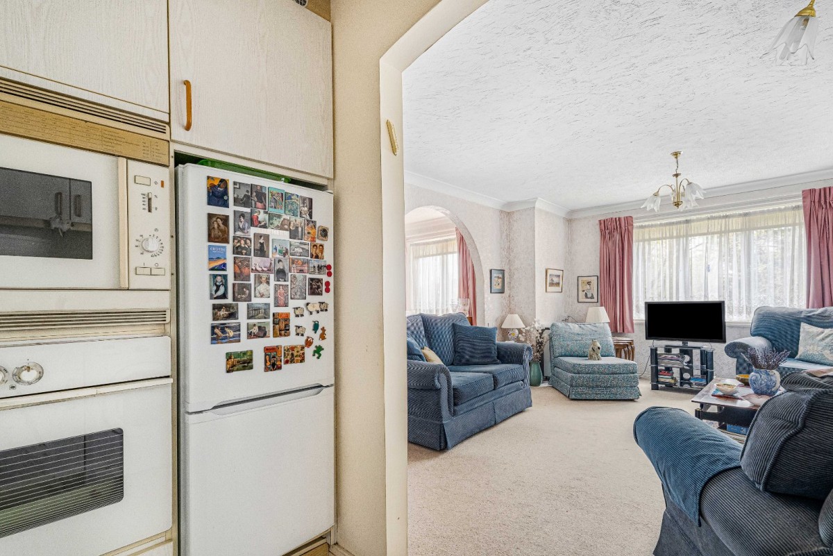 Du Cros Drive, Stanmore