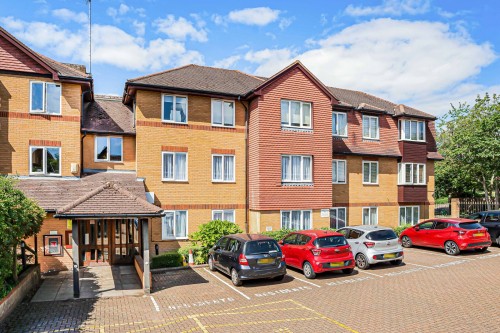 Du Cros Drive, Stanmore