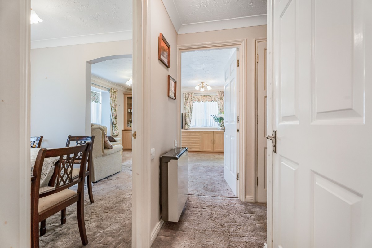 Du Cros Drive, Stanmore