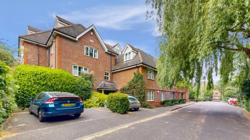 Catherine Place, Harrow
