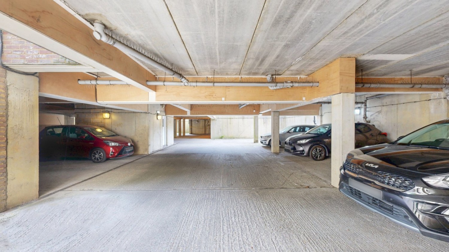 Catherine Place, Harrow