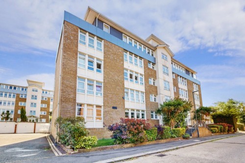 Valencia Road, Stanmore