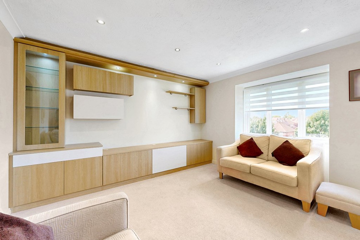 Du Cros Drive, Stanmore