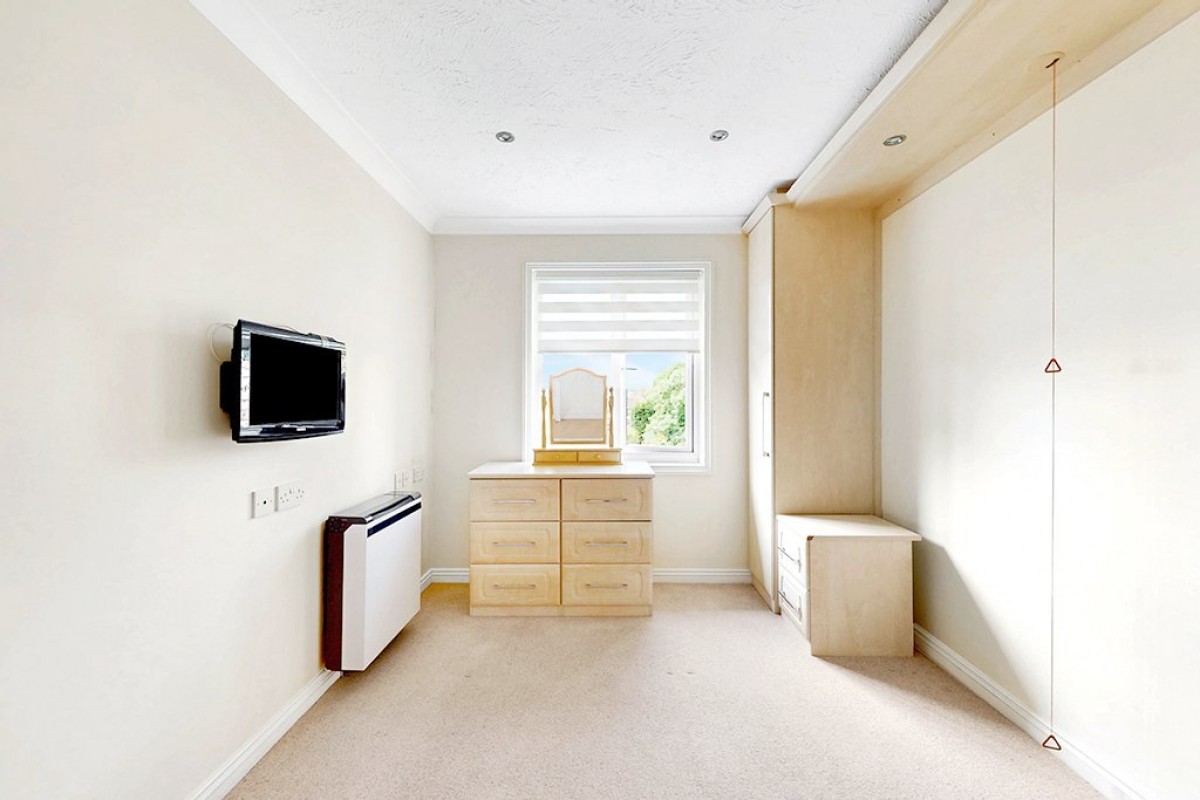 Du Cros Drive, Stanmore