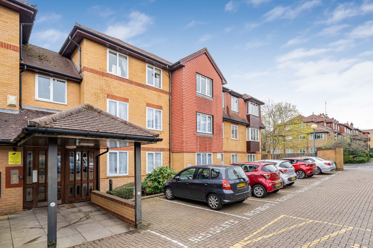 Du Cros Drive, Stanmore