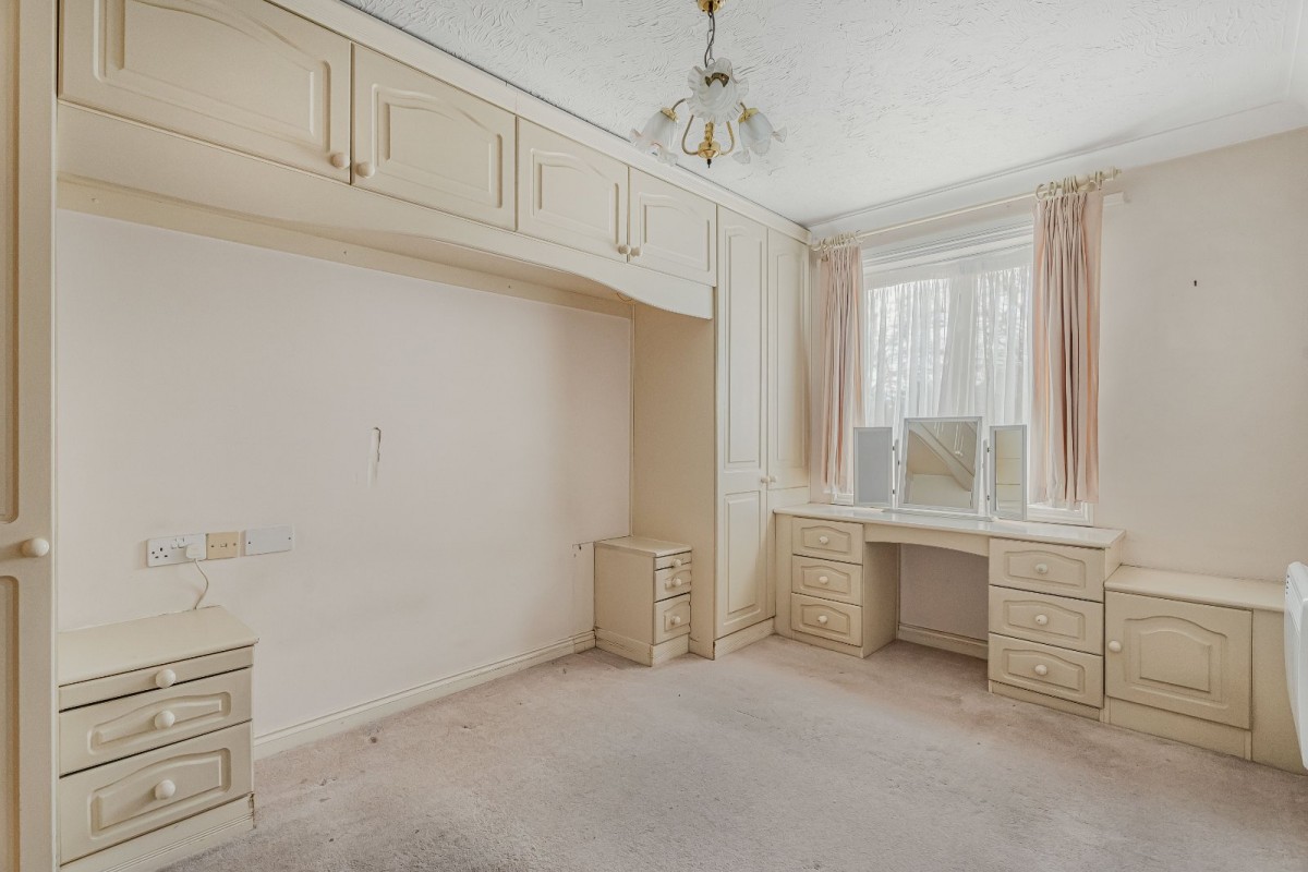 Du Cros Drive, Stanmore