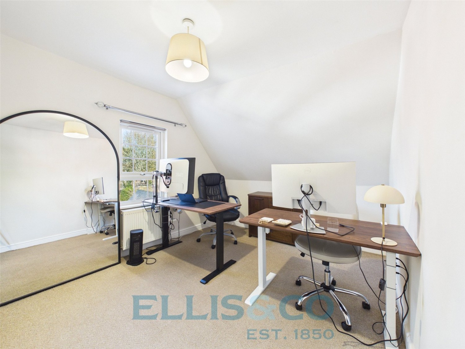 Maidstone Road, Hadlow, Tonbridge