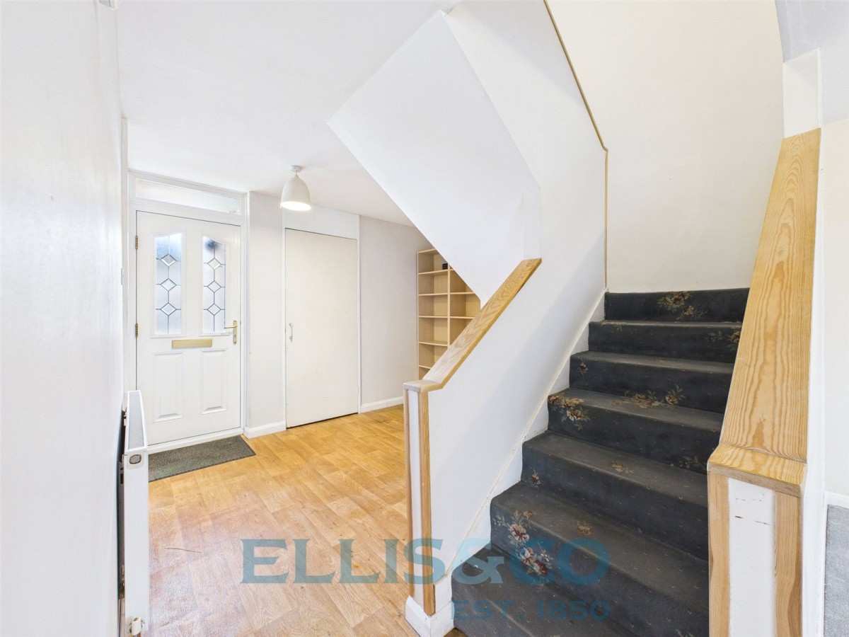 Hadlow, Tonbridge, Kent