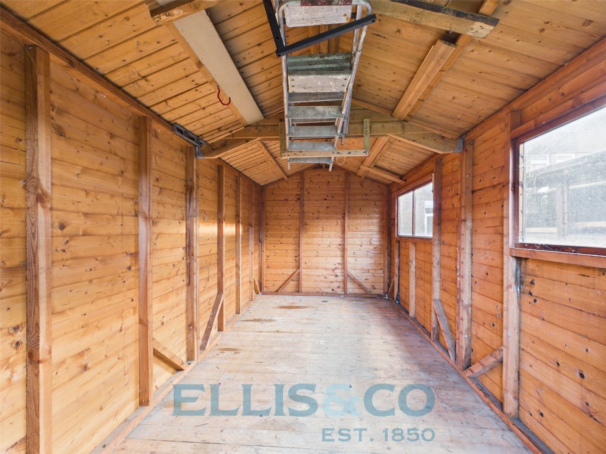 Hadlow, Tonbridge, Kent