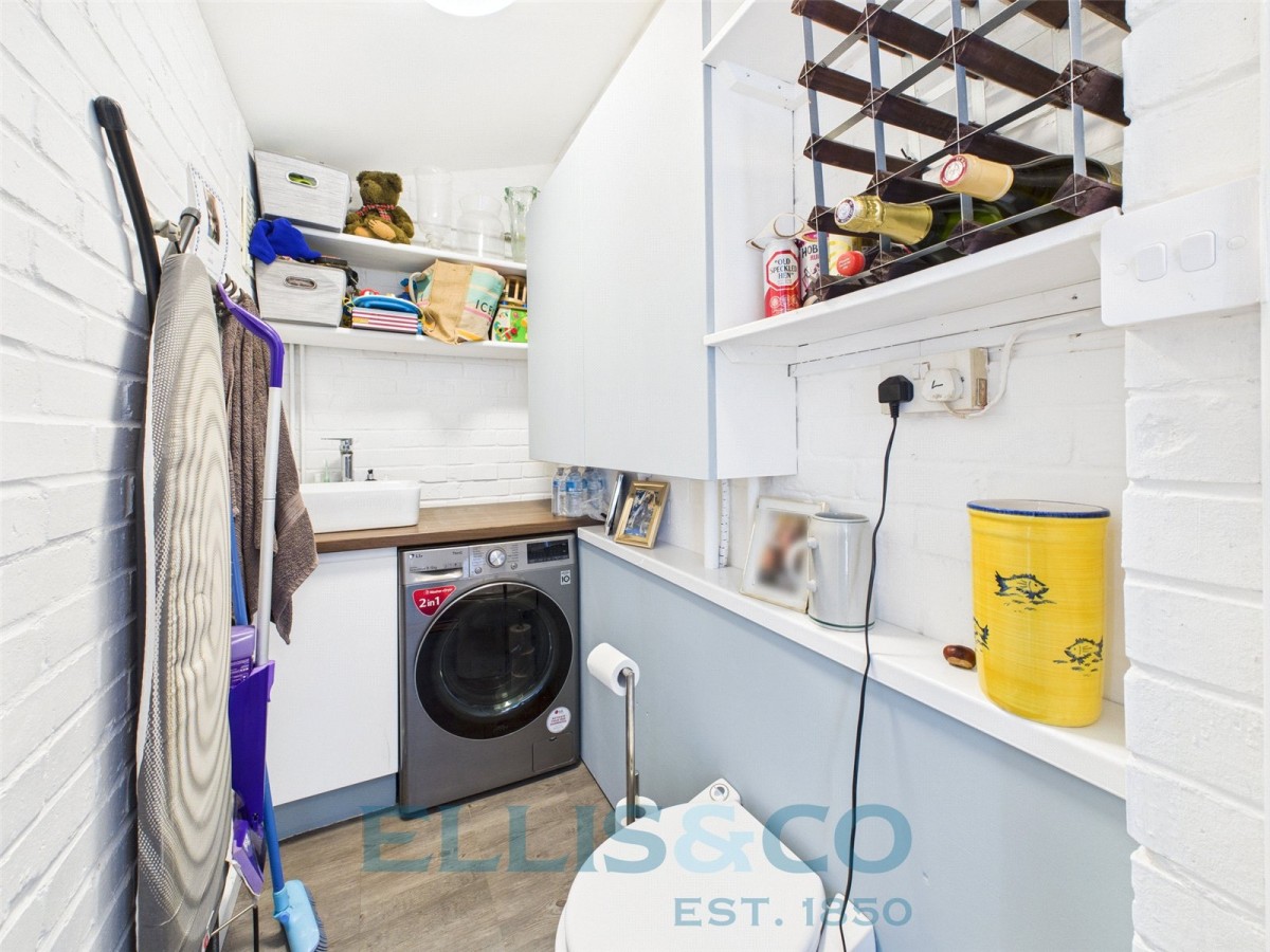 Hadlow, Tonbridge, Kent