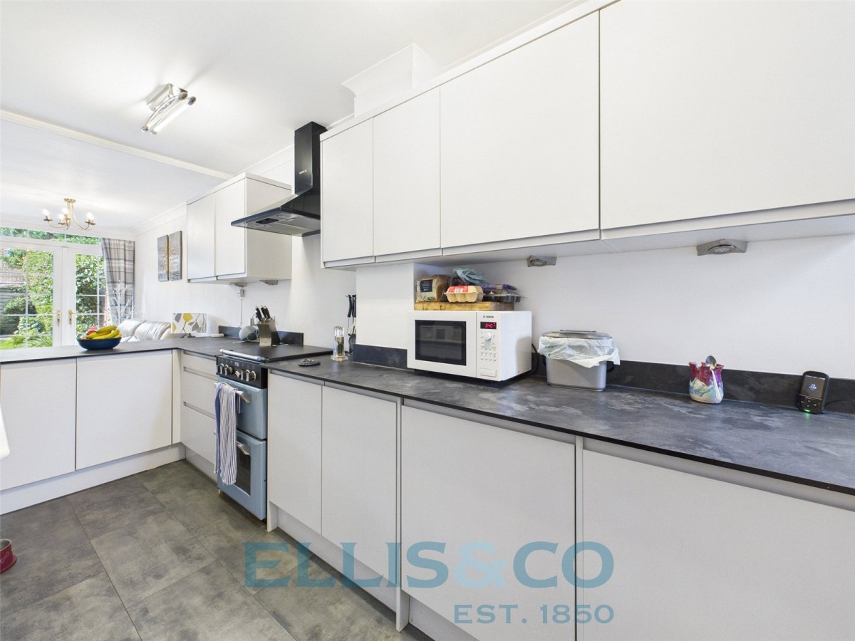 Hadlow, Tonbridge, Kent