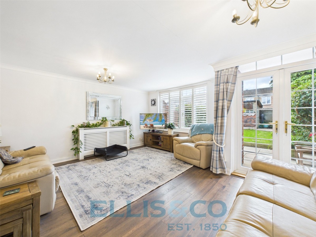 Hadlow, Tonbridge, Kent