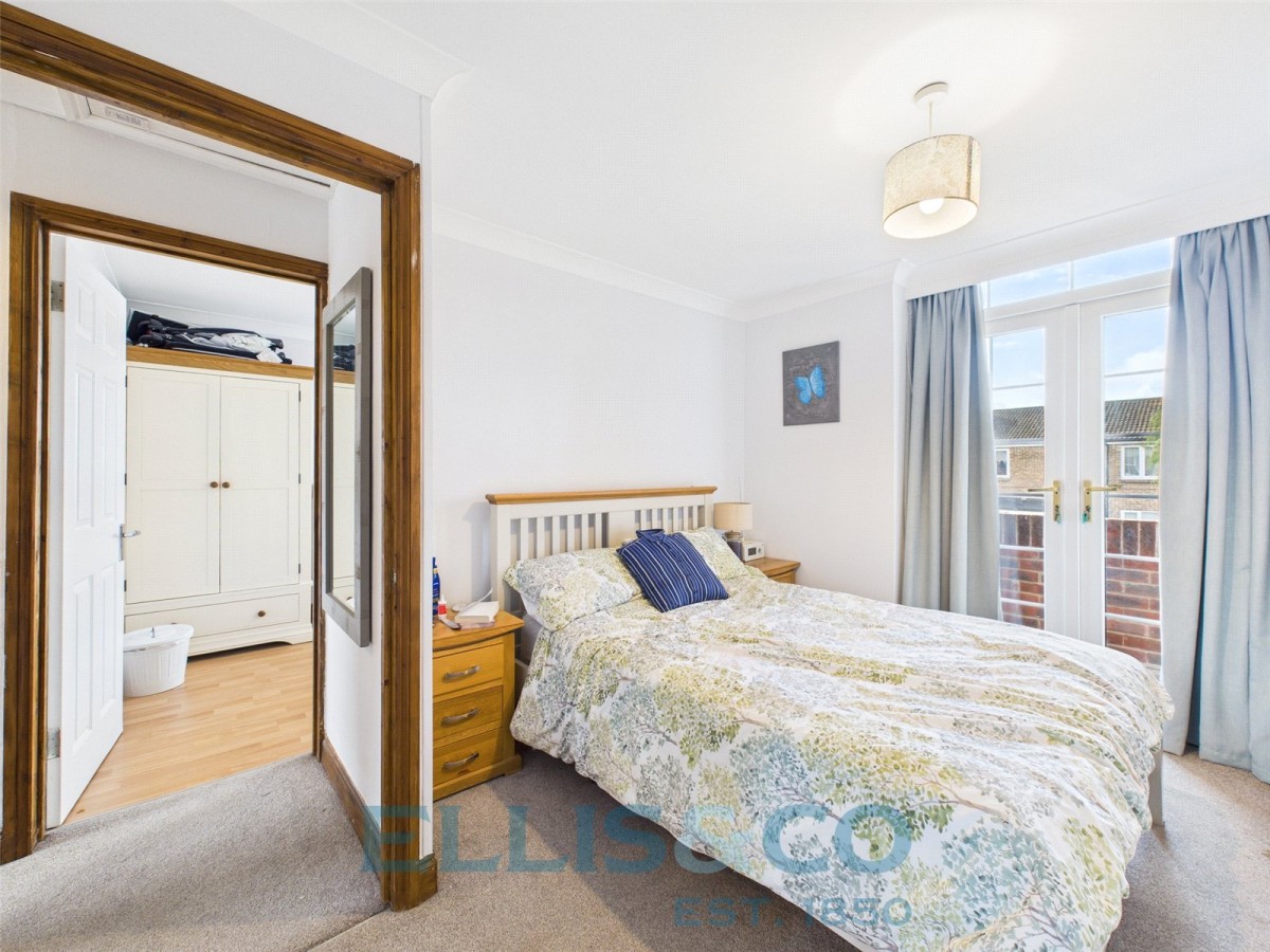 Hadlow, Tonbridge, Kent