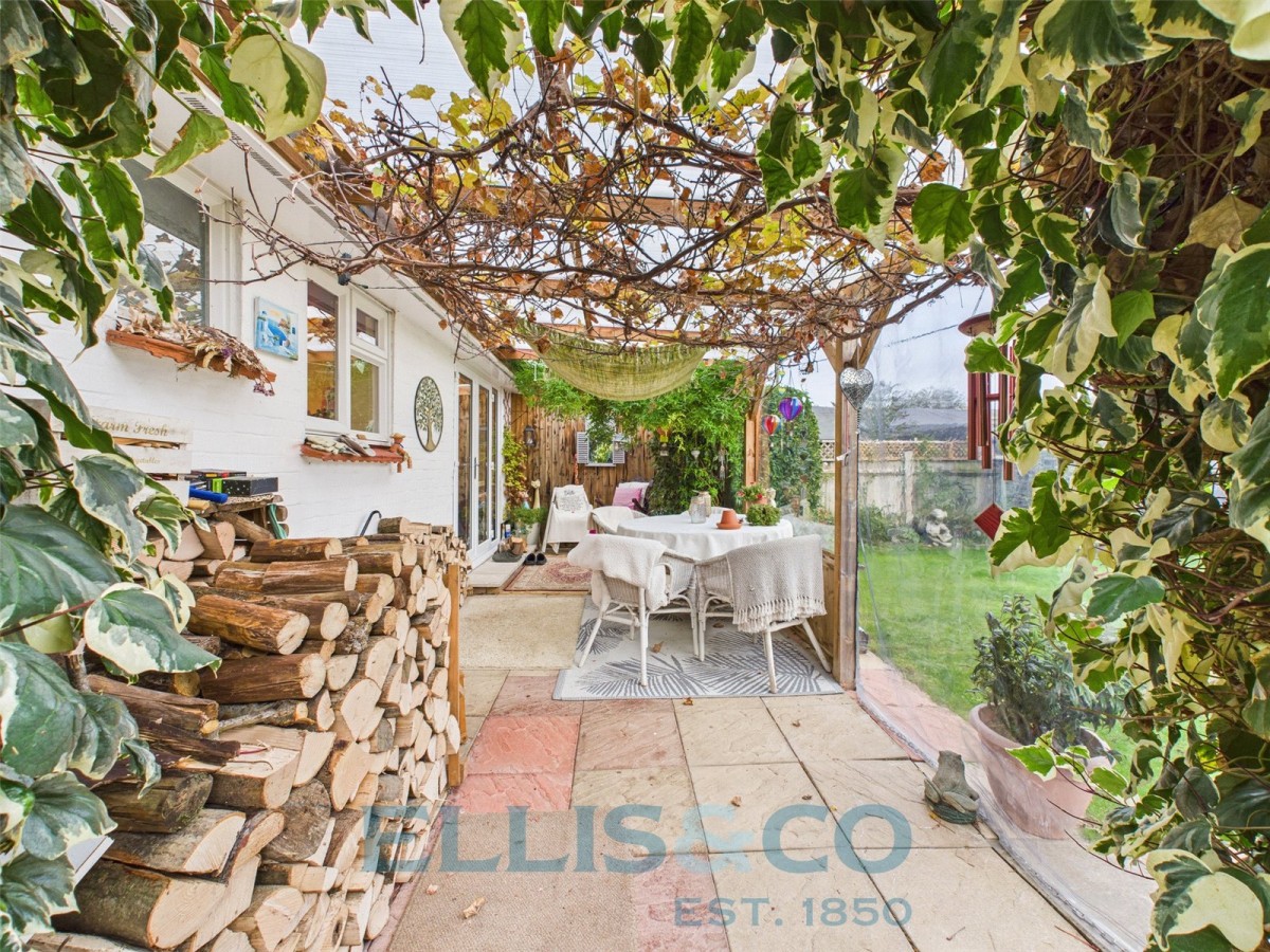 Yalding, Maidstone, Kent