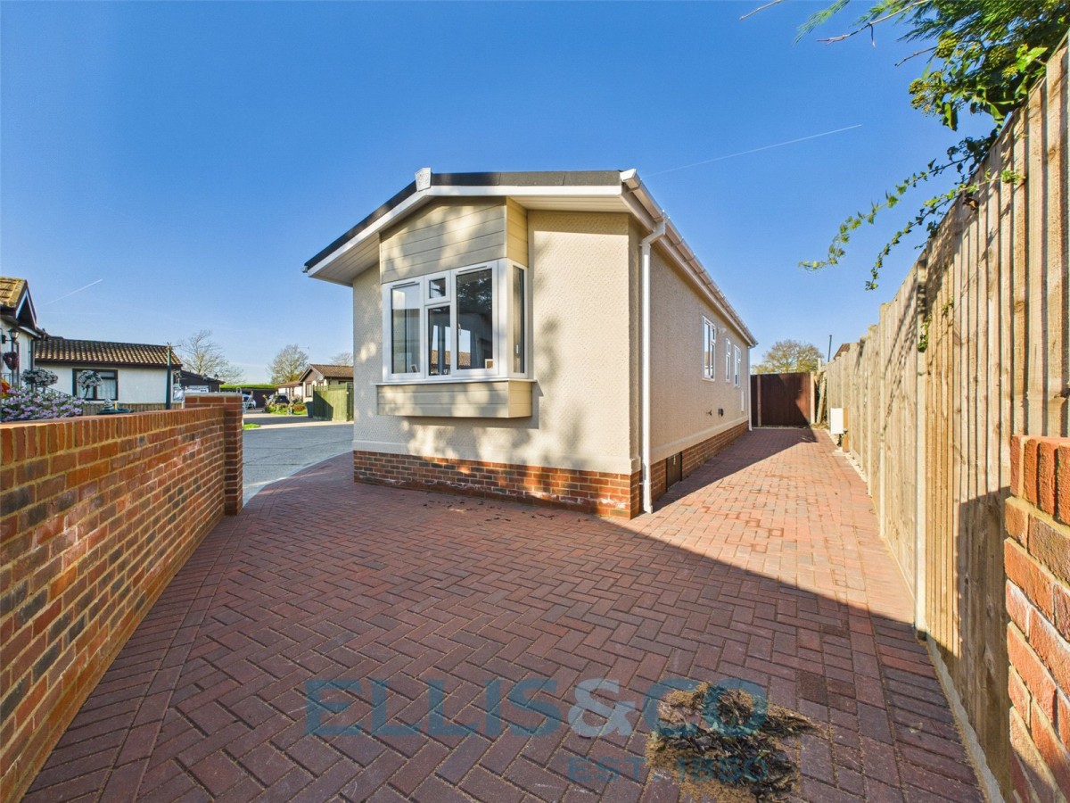 Golden Green, Tonbridge, Kent