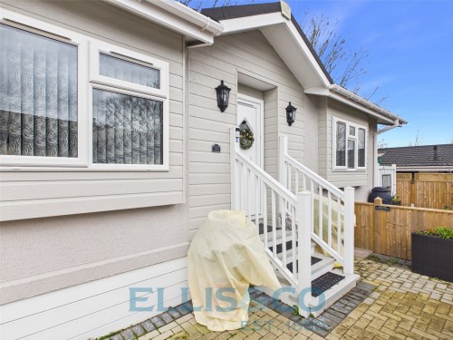 Golden Green, Tonbridge, Kent