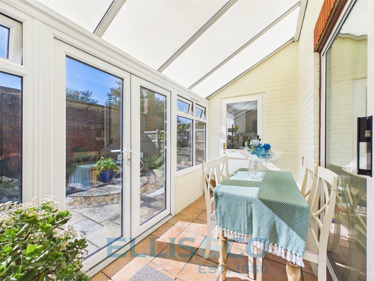 Hadlow, Tonbridge, Kent