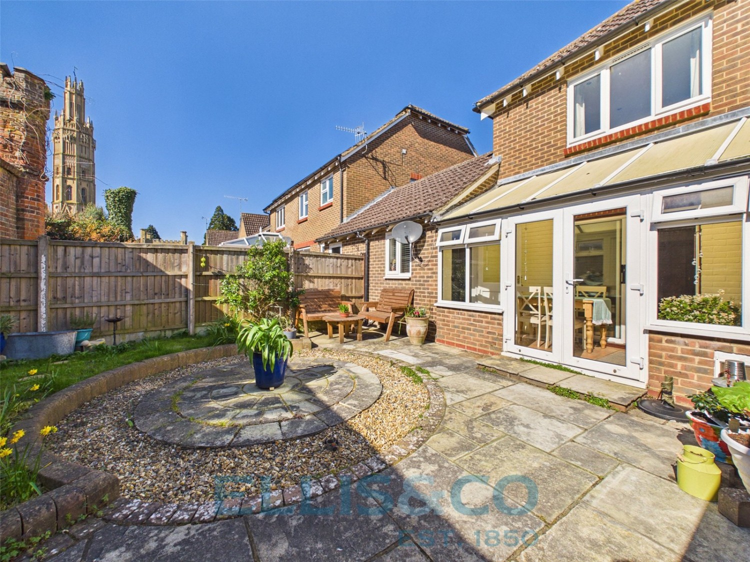 Hadlow, Tonbridge, Kent