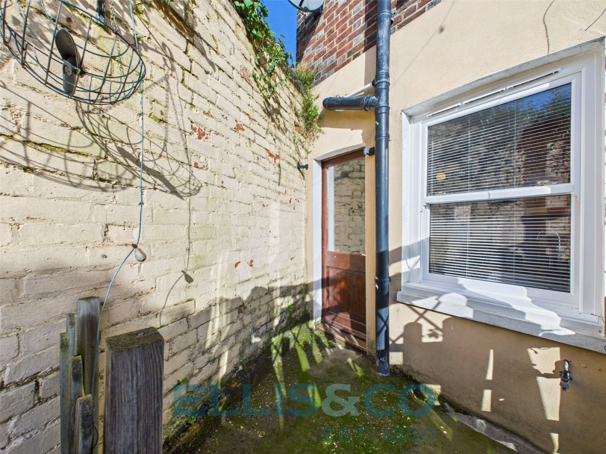 Hadlow, Tonbridge, Kent