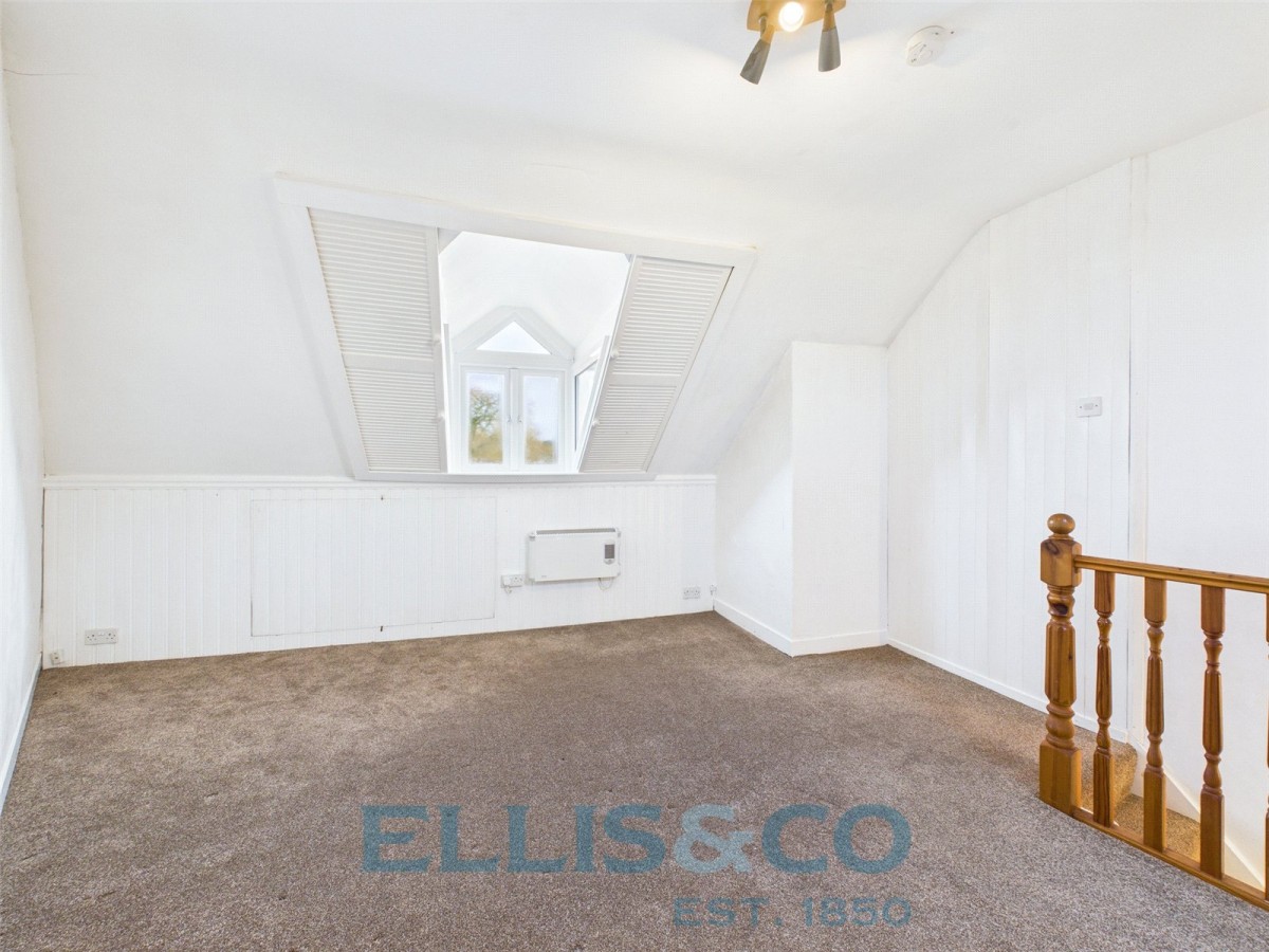 Hadlow, Tonbridge, Kent