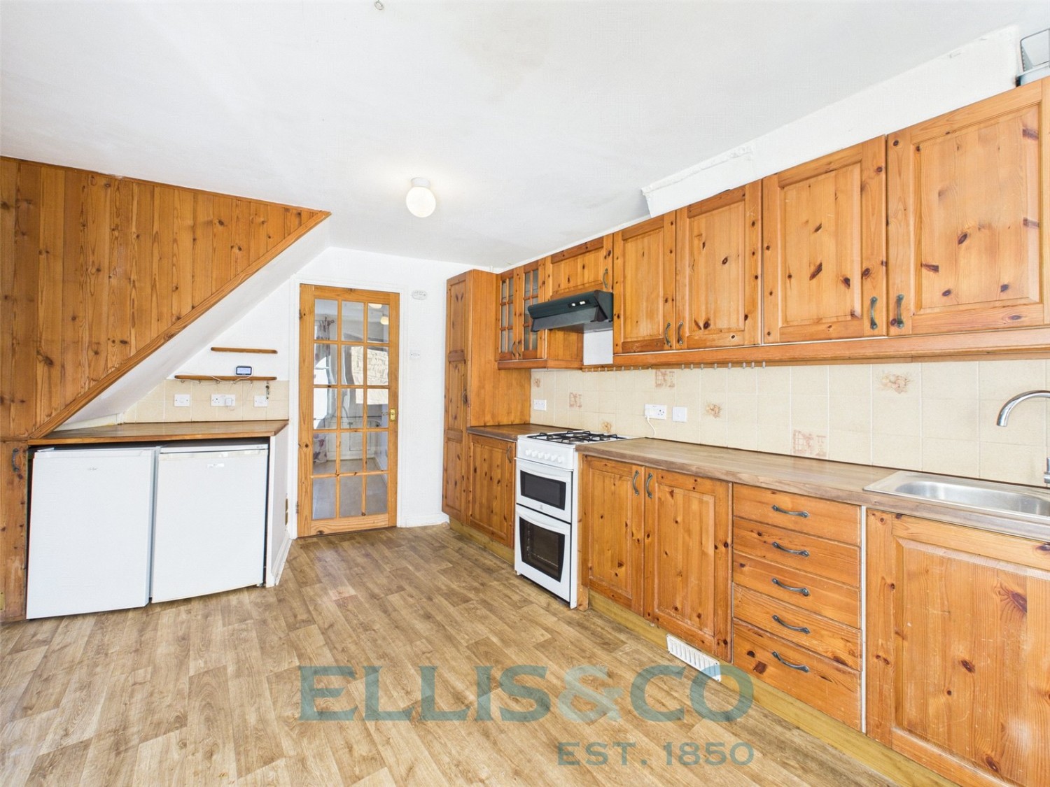 Hadlow, Tonbridge, Kent